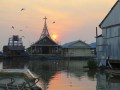 Floating-VillageIMG_3434_resize.jpg